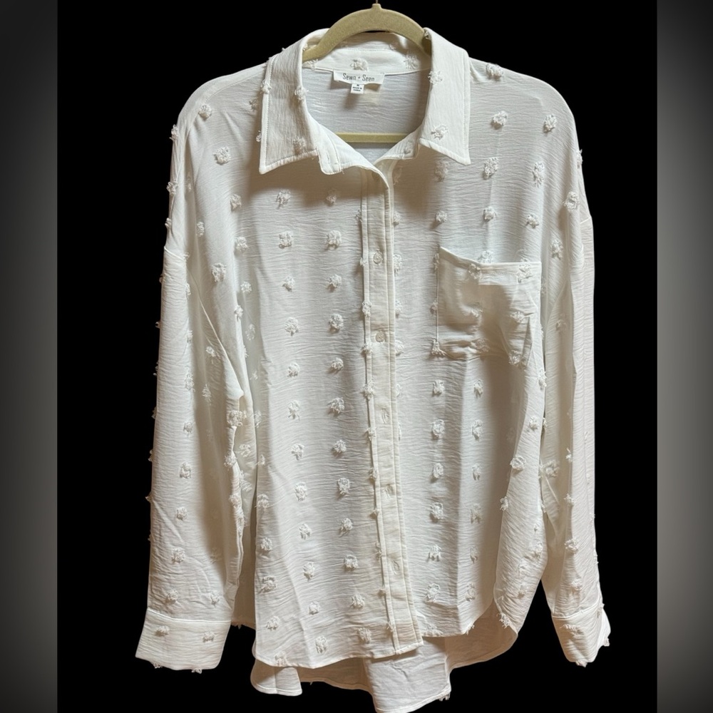 SEWN+SEEN White Textured SWISS Dot Button-Up Shirt SIZE Medium  NWOT